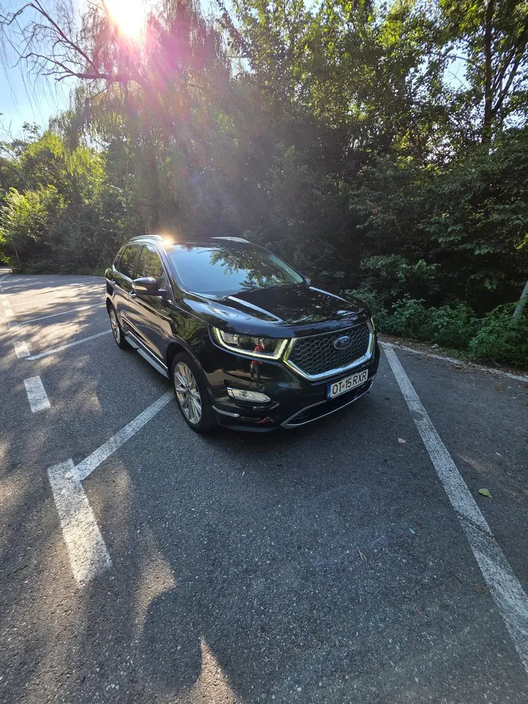 Fotografie: 2018 Ford EDGE