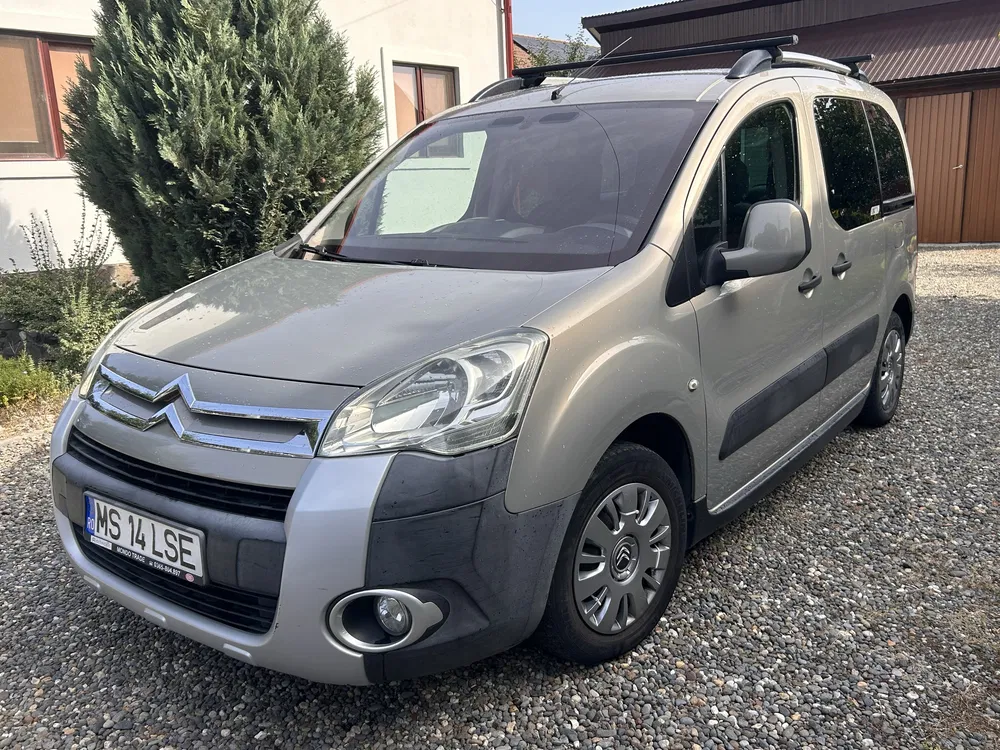 Fotografie: 2010 Citroen Berlingo