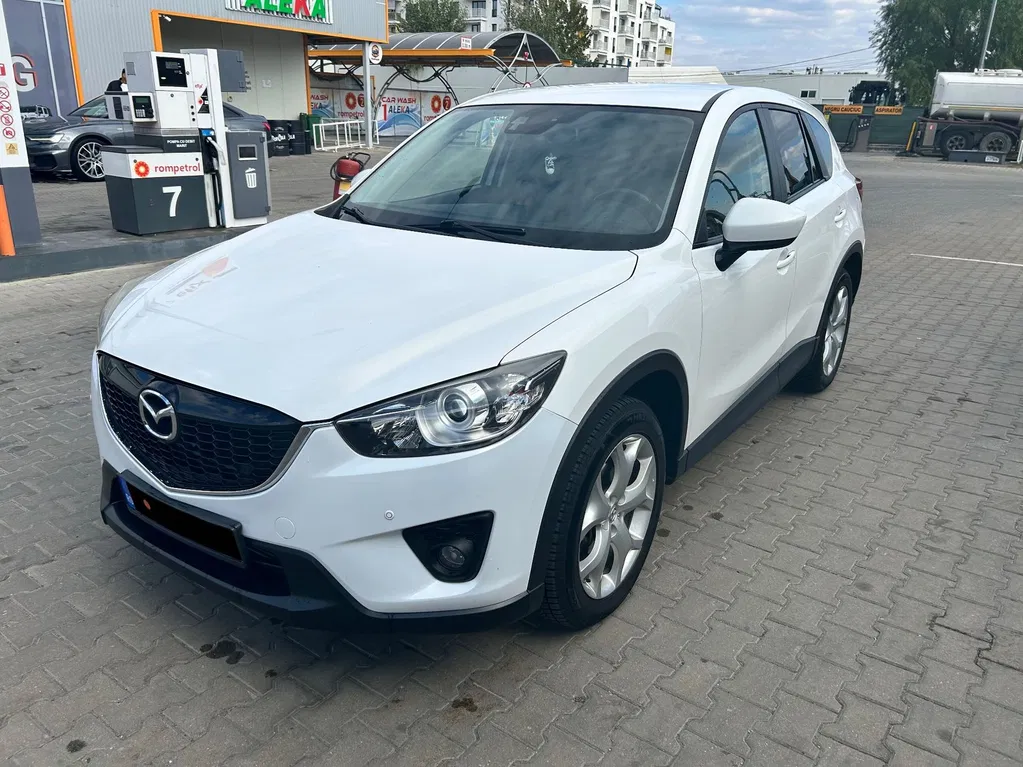 Fotografie: 2012 Mazda CX-5
