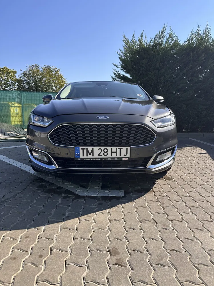 Fotografie: 2018 Ford Mondeo