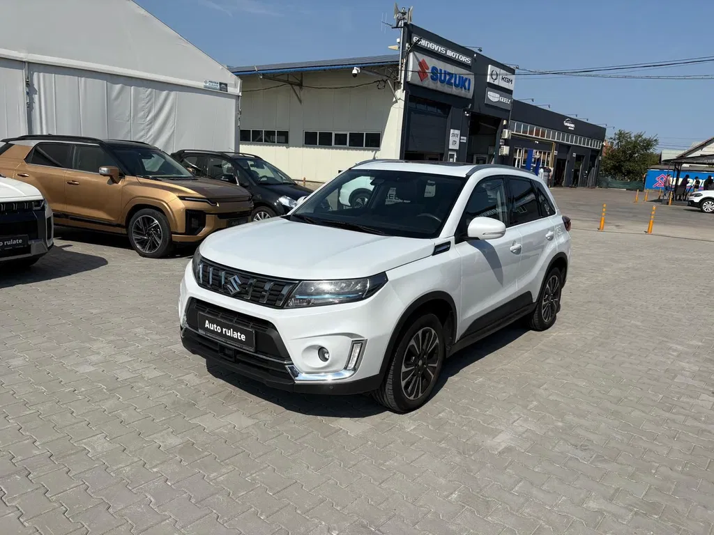 Fotografie: 2020 Suzuki Vitara