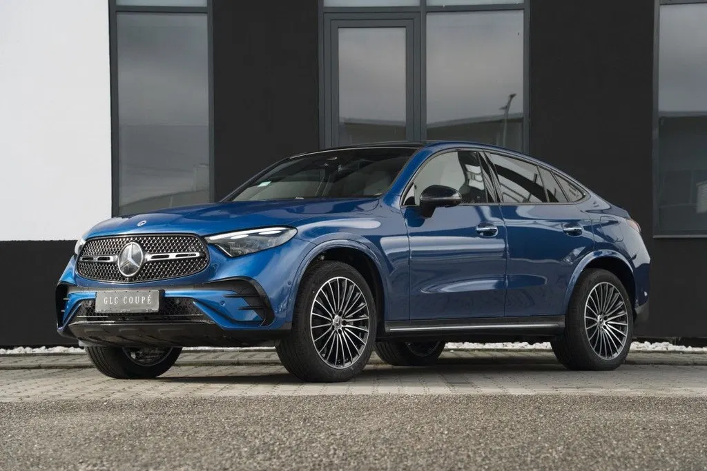 Fotografie: 2025 Mercedes-Benz GLC