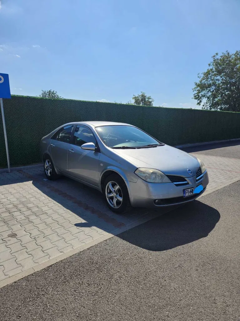 Fotografie: 2005 Nissan Primera