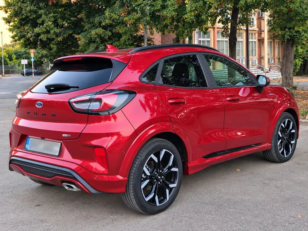 Fotografie: 2020 Ford Puma