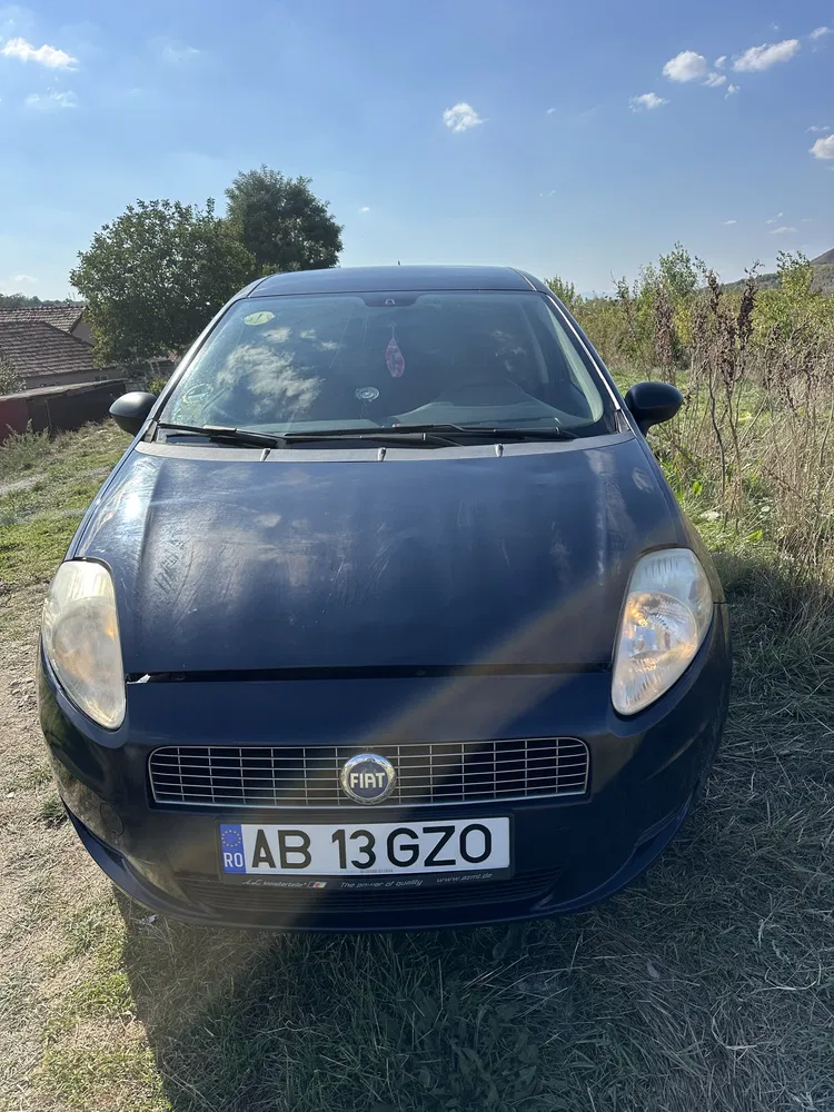 Fotografie: 2006 Fiat Punto