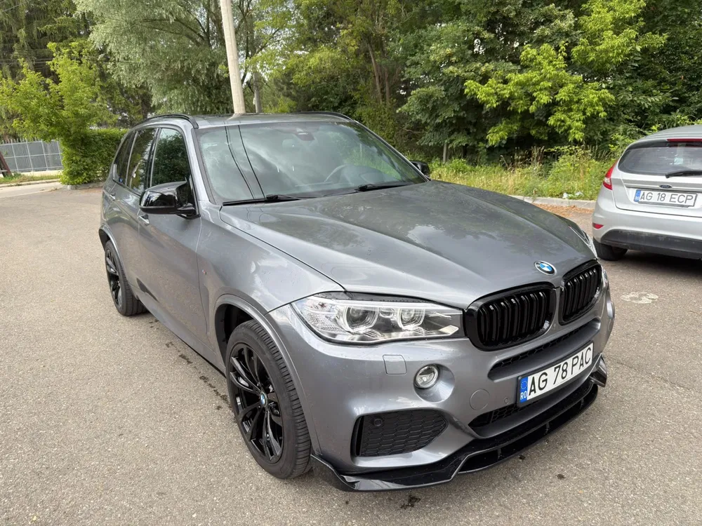 Fotografie: 2018 BMW X5