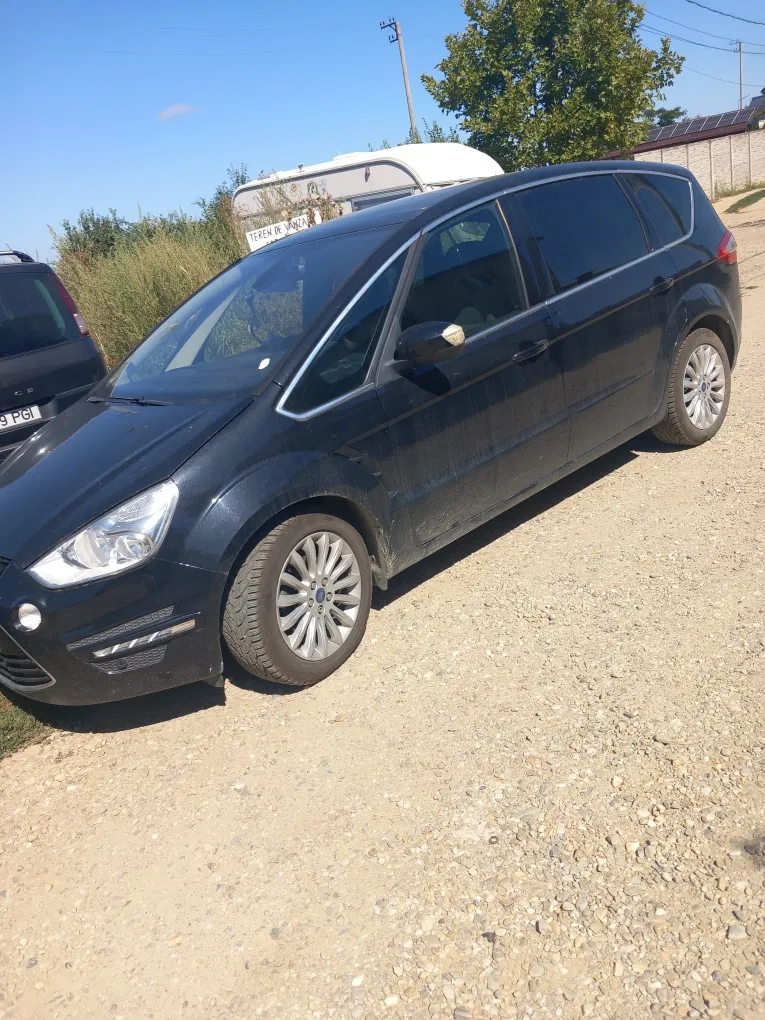 Fotografie: 2013 Ford S-Max