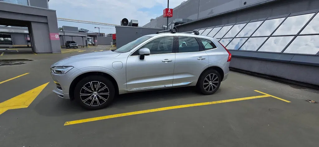 Fotografie: 2021 Volvo XC 60