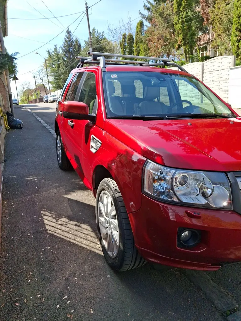 Fotografie: 2012 Land Rover Freelander