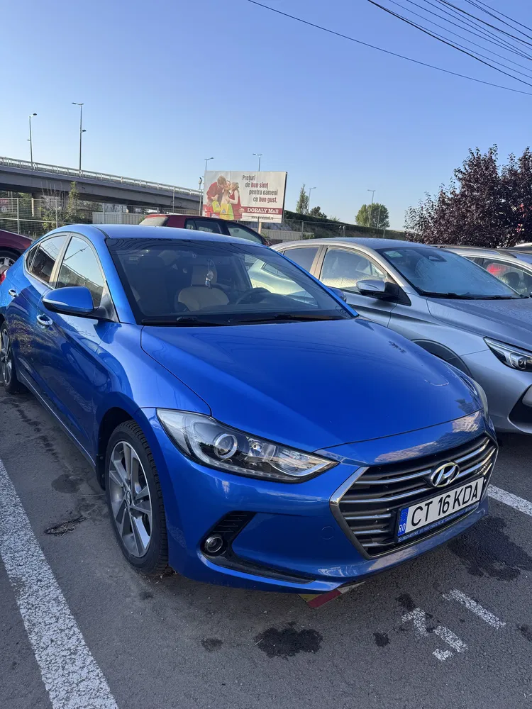 Fotografie: 2017 Hyundai Elantra