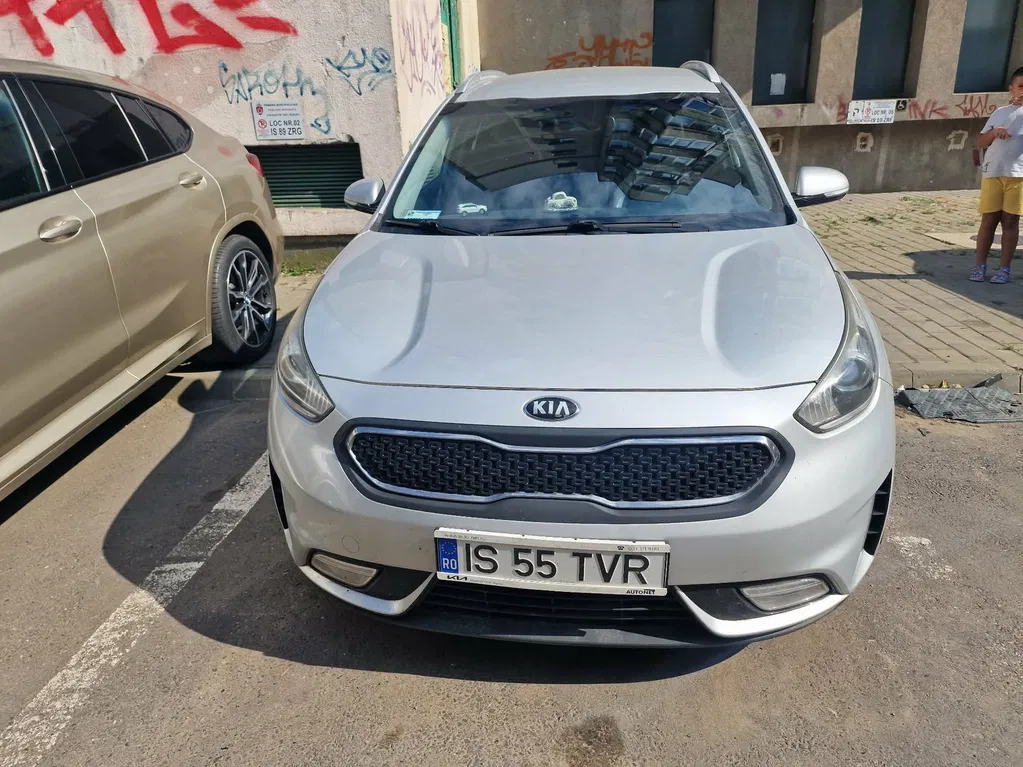 Fotografie: 2017 Kia Niro