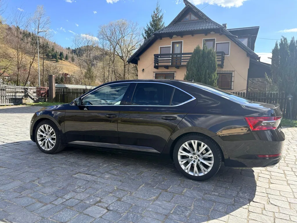 Fotografie: 2020 Skoda Superb