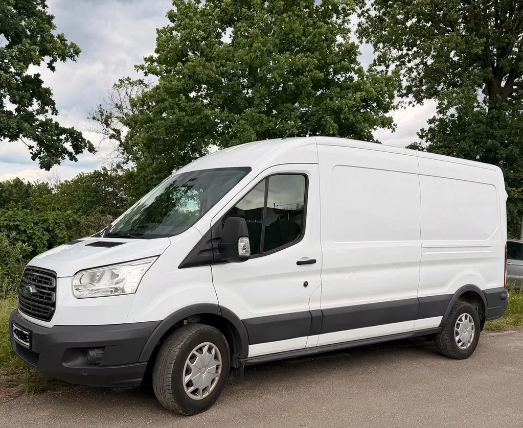 Fotografie: 2019 Ford Transit