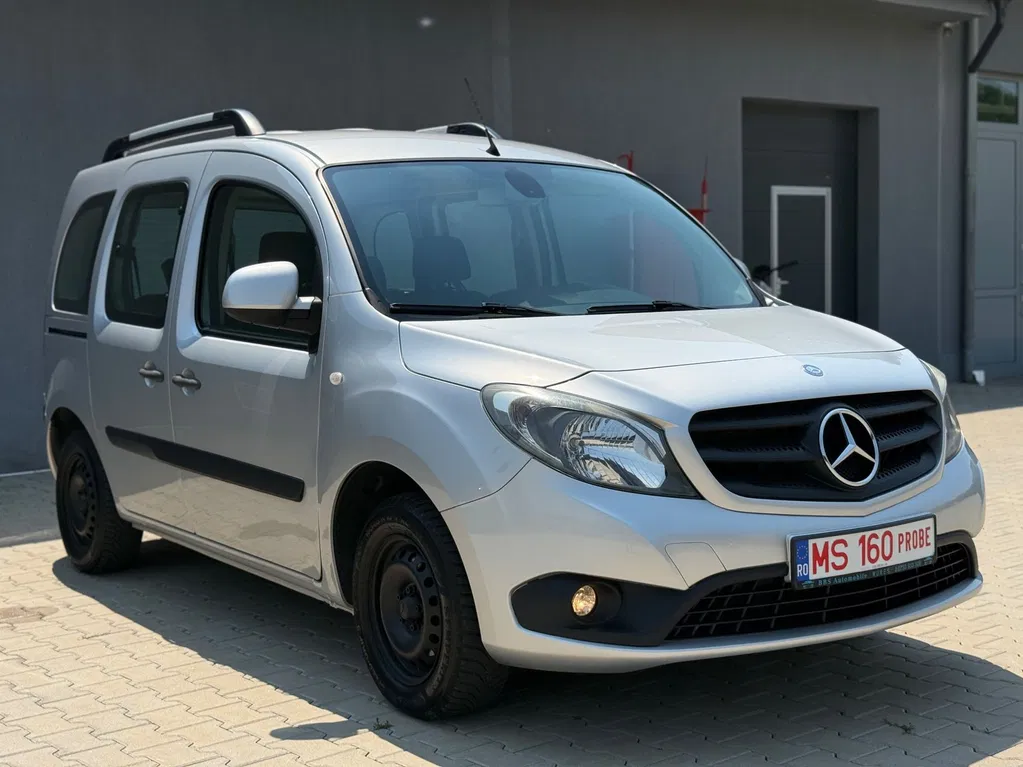 Fotografie: 2014 Mercedes-Benz Citan