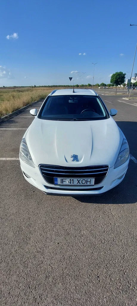 Fotografie: 2012 Peugeot 508