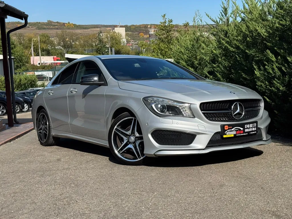 Fotografie: 2014 Mercedes-Benz CLA 200