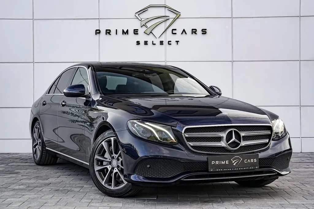 Fotografie: 2017 Mercedes-Benz E Class