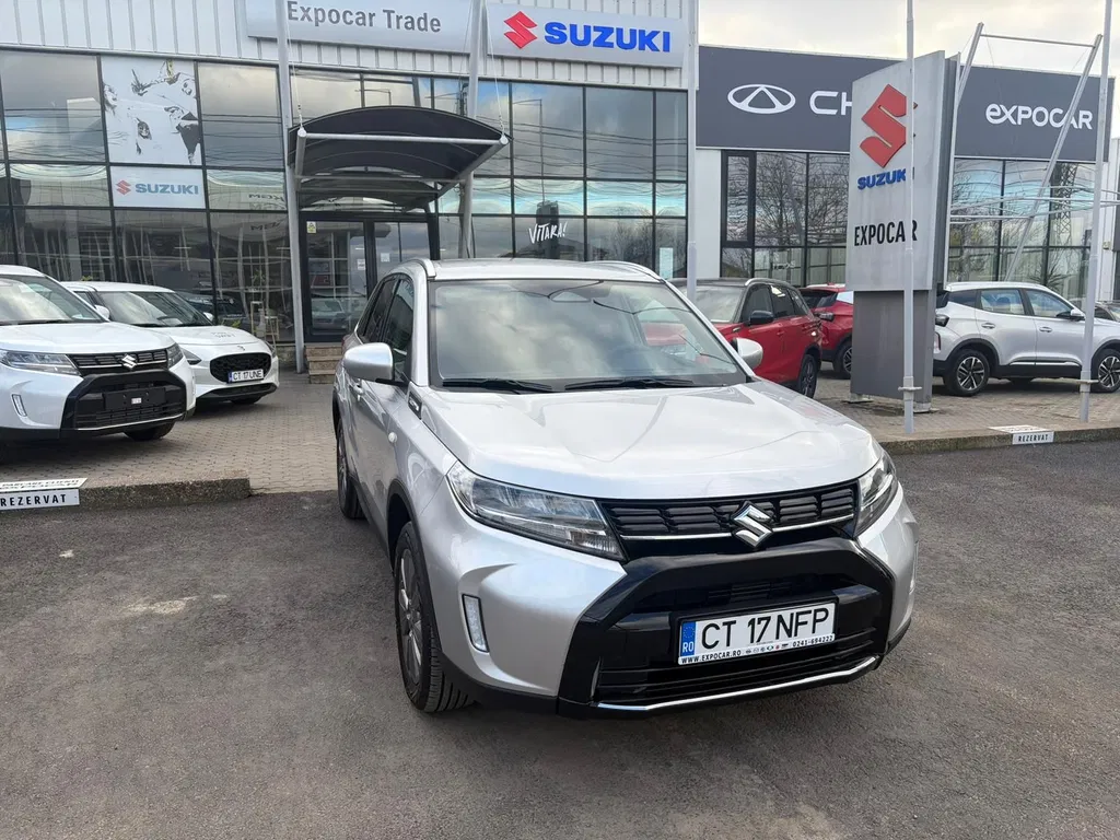 Fotografie: 2024 Suzuki Vitara