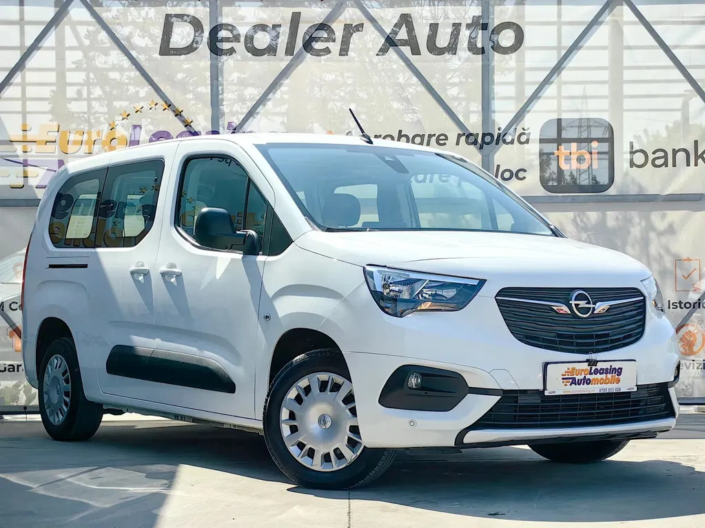 Fotografie: 2022 Opel Combo