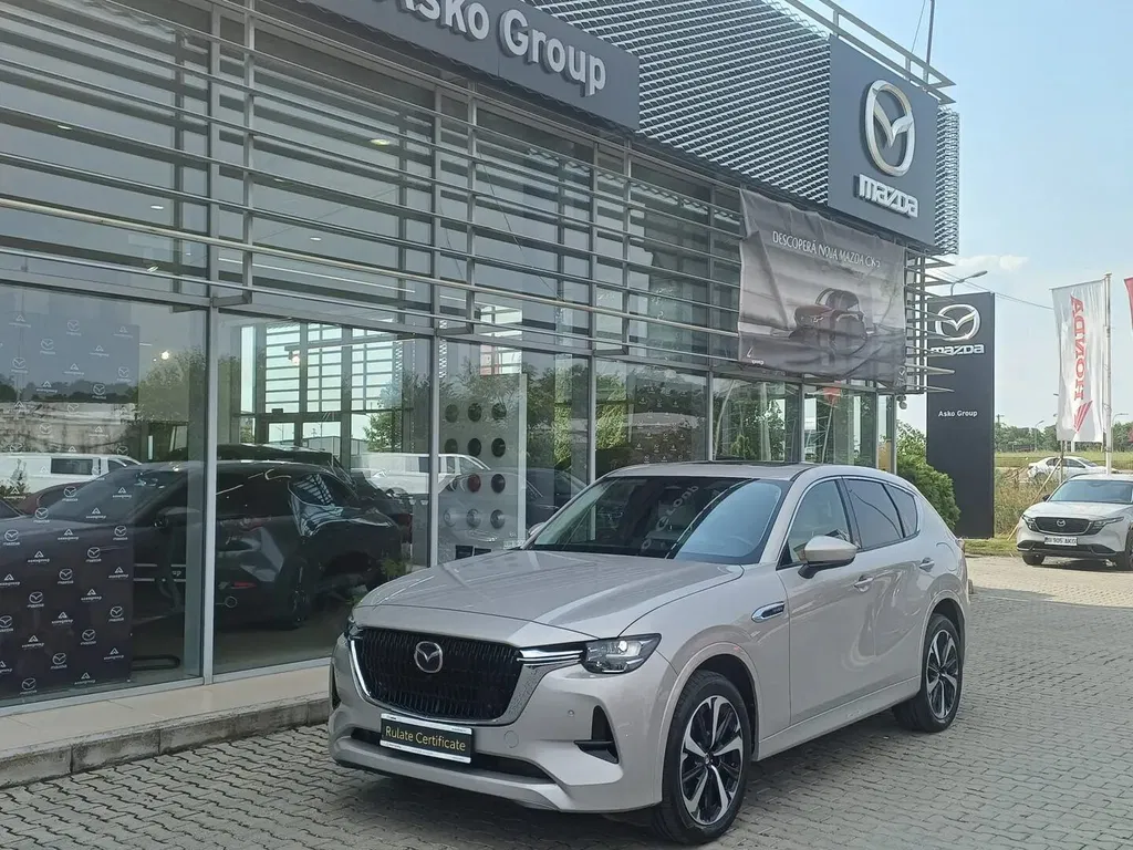 Fotografie: 2024 Mazda CX-60