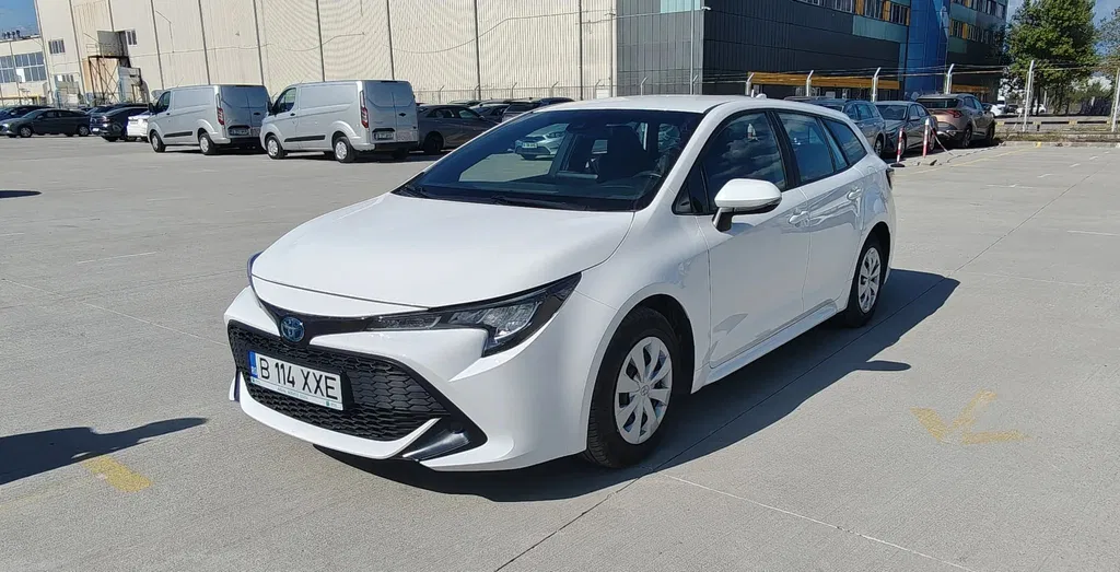 Fotografie: 2022 Toyota Corolla