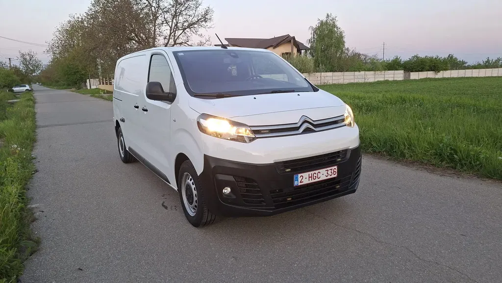 Fotografie: 2019 Citroen Jumpy