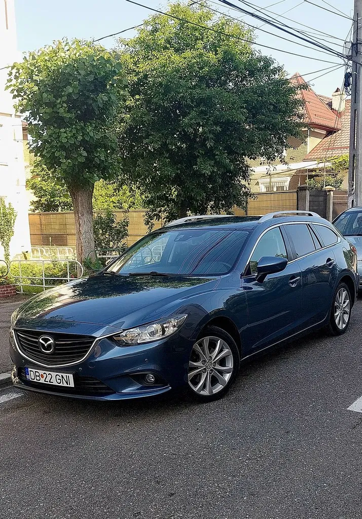 Fotografie: 2013 Mazda 6
