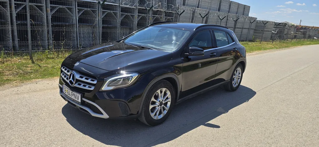 Fotografie: 2017 Mercedes-Benz GLA
