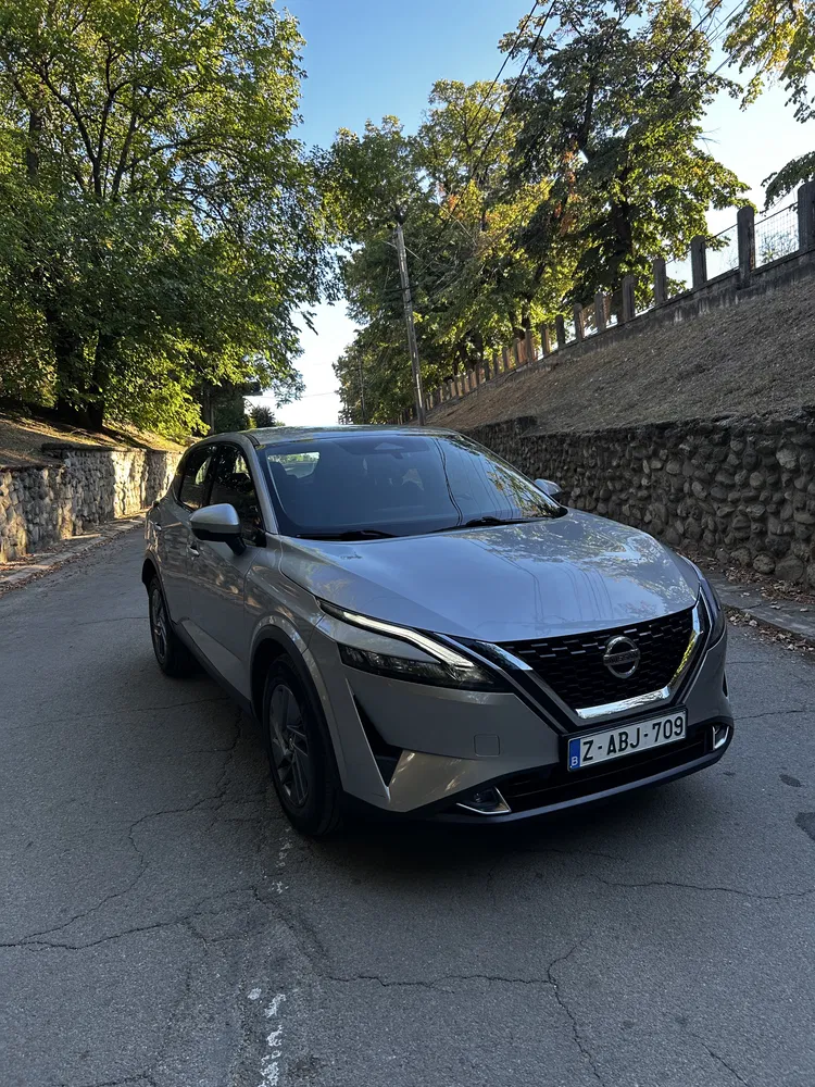 Fotografie: 2022 Nissan Qashqai