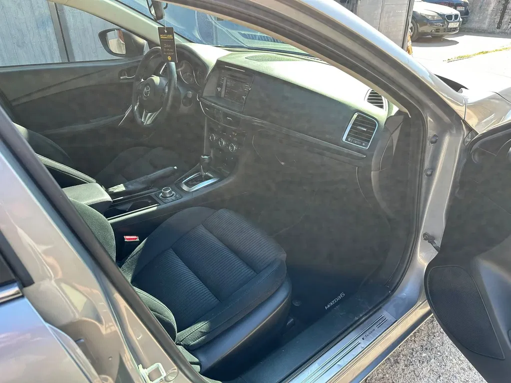 Fotografie: 2013 Mazda 6