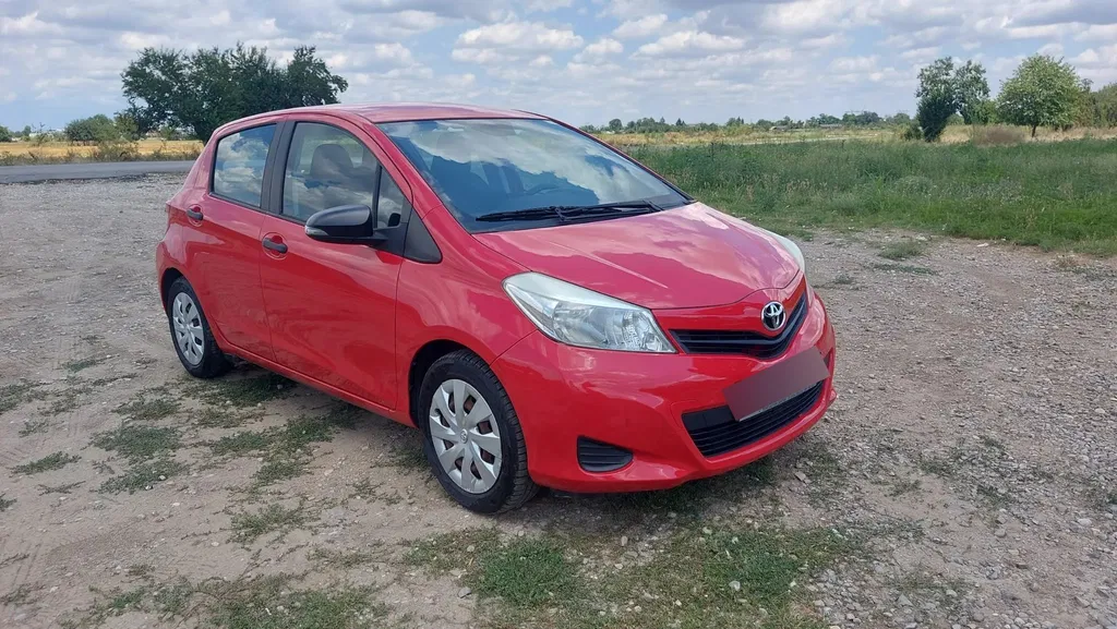 Fotografie: 2012 Toyota Yaris