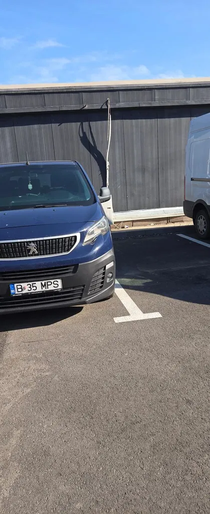 Fotografie: 2019 Peugeot Expert