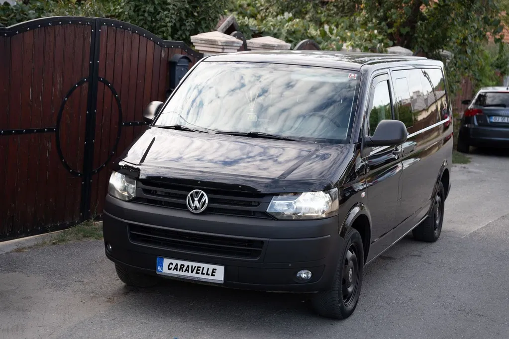 Fotografie: 2013 Volkswagen Caravelle