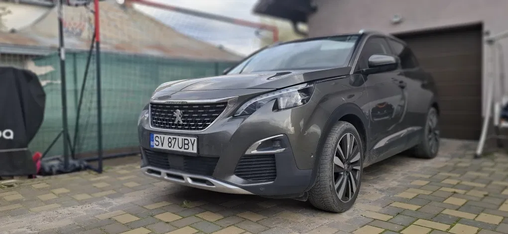 Fotografie: 2017 Peugeot 3008