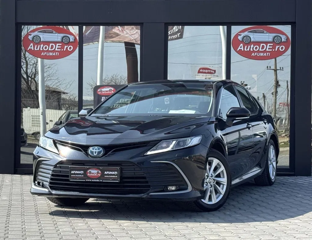 Fotografie: 2021 Toyota Camry