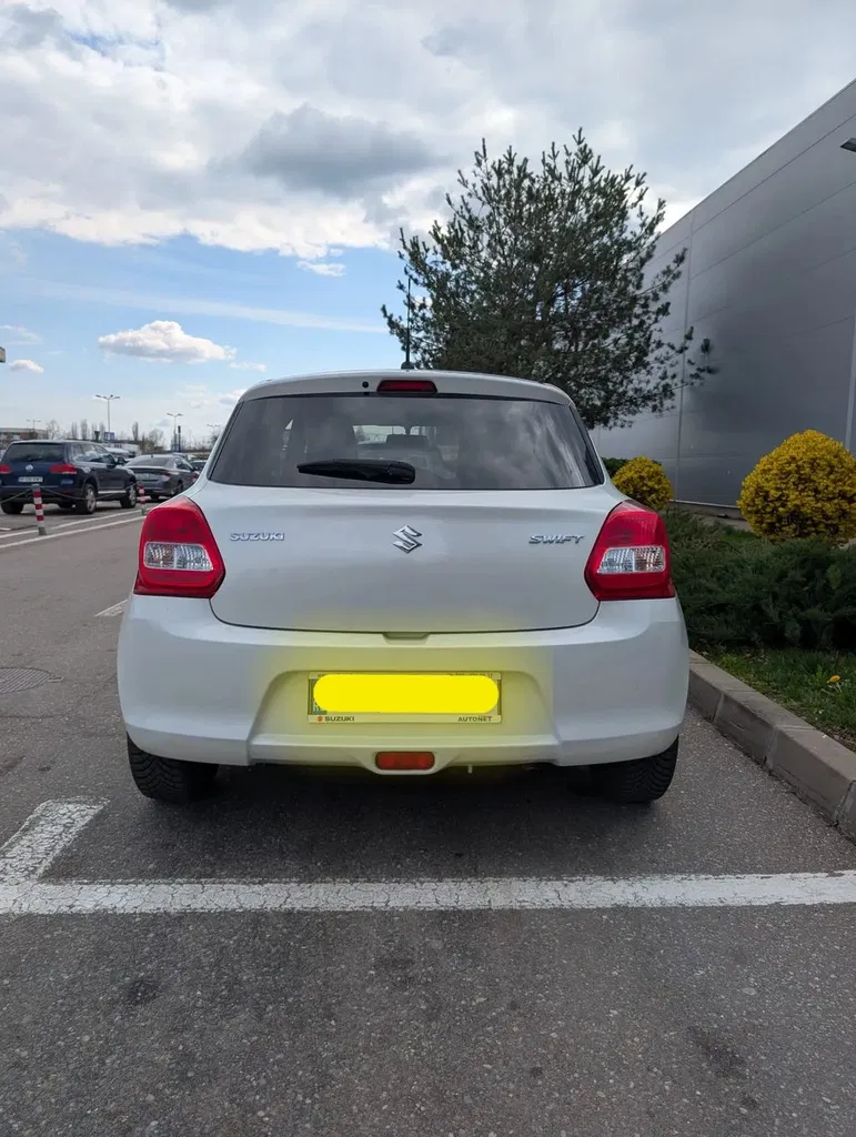 Fotografie: 2019 Suzuki Swift