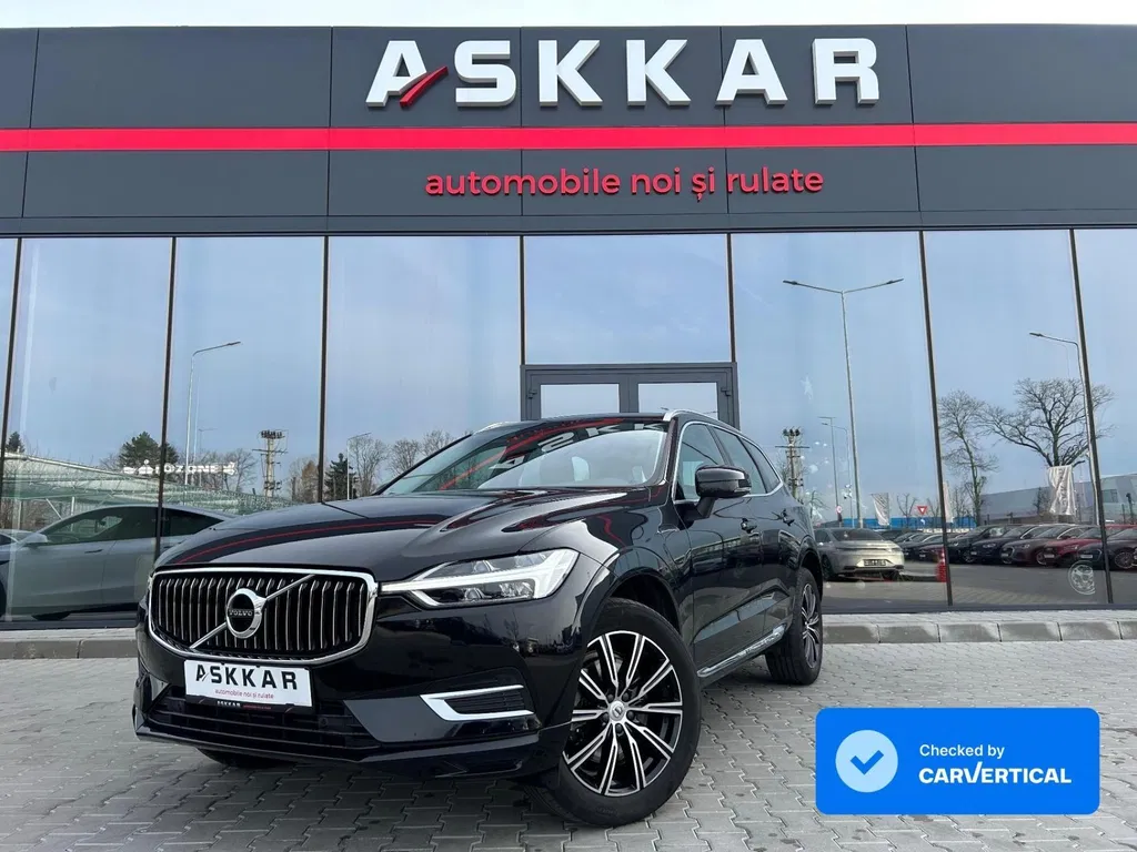 Fotografie: 2022 Volvo XC 60