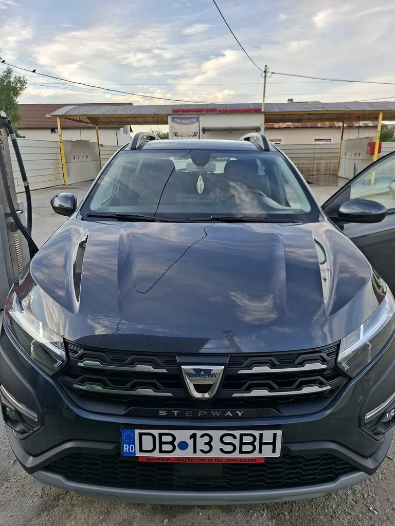 Fotografie: 2022 Dacia Sandero Stepway