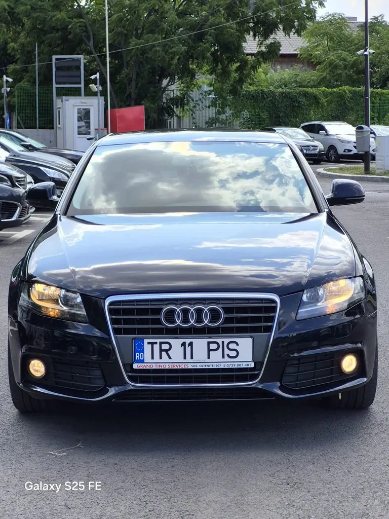 Fotografie: 2009 Audi A4 Limuzina