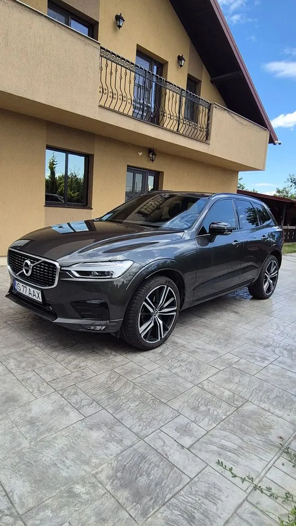 Fotografie: 2020 Volvo XC 60