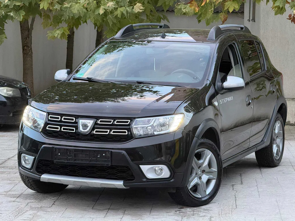 Fotografie: 2019 Dacia Sandero Stepway