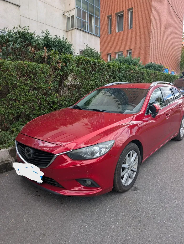 Fotografie: 2014 Mazda 6