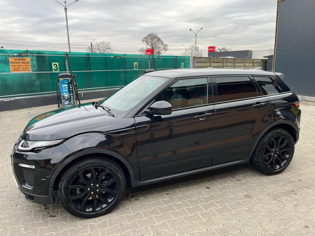 Fotografie: 2016 Land Rover Range Rover Evoque