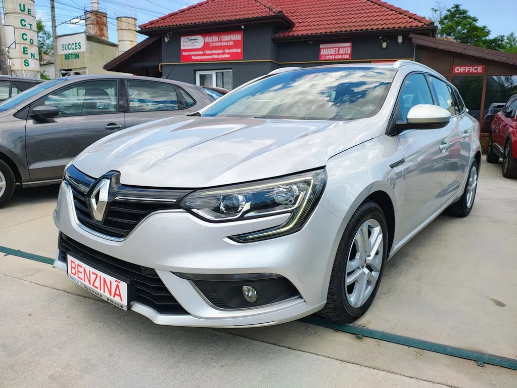 Fotografie: 2019 Renault Megane