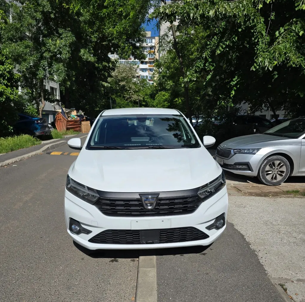 Fotografie: 2021 Dacia Sandero