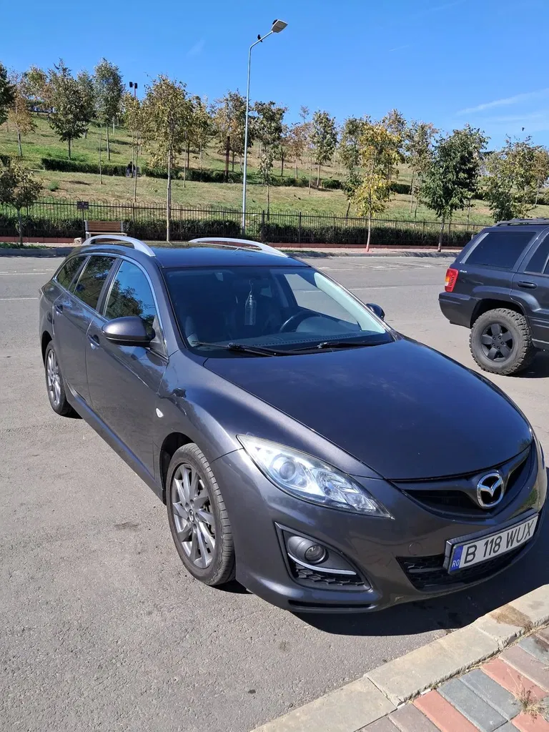 Fotografie: 2012 Mazda 6