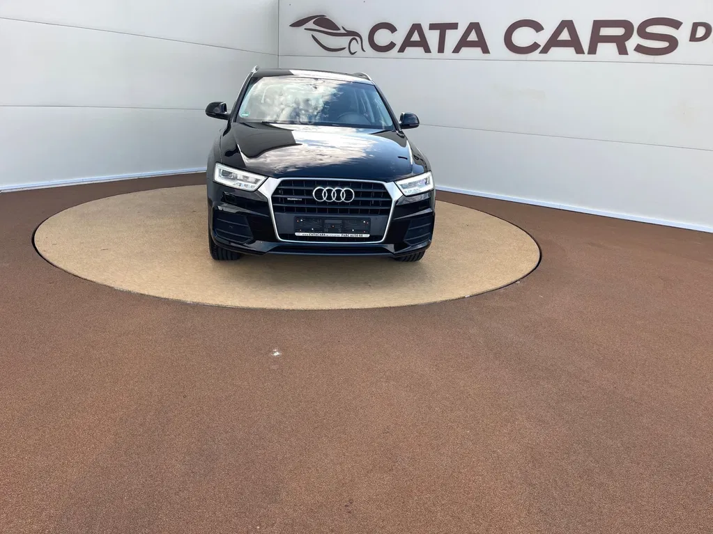 Fotografie: 2016 Audi Q3