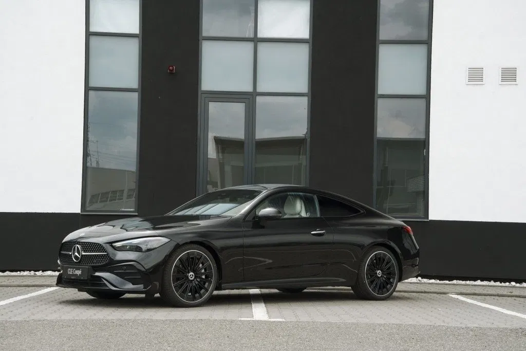 Fotografie: 2026 Mercedes-Benz CLE 450