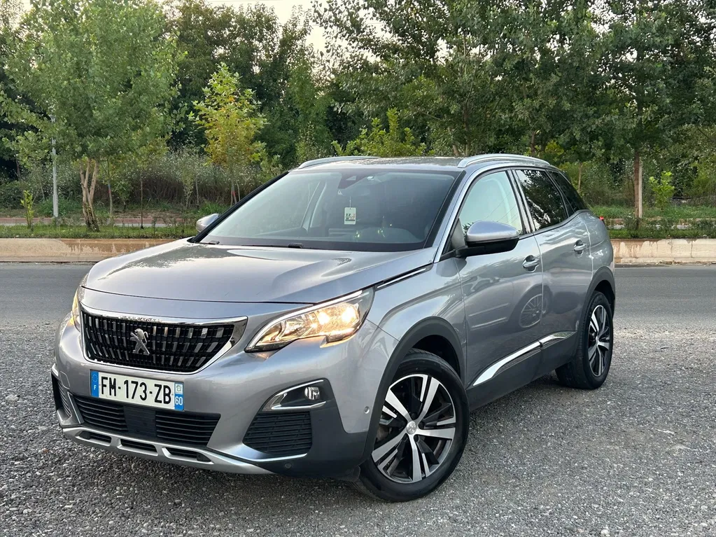 Fotografie: 2019 Peugeot 3008