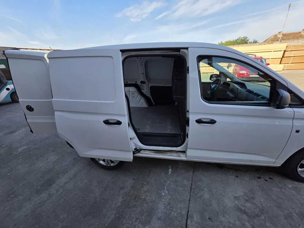 Fotografie: 2021 Volkswagen Caddy